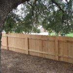 3-Dog-Ear-Cedar-On-Covered-Steel-Post-Master-With-2-Rails-1024x768